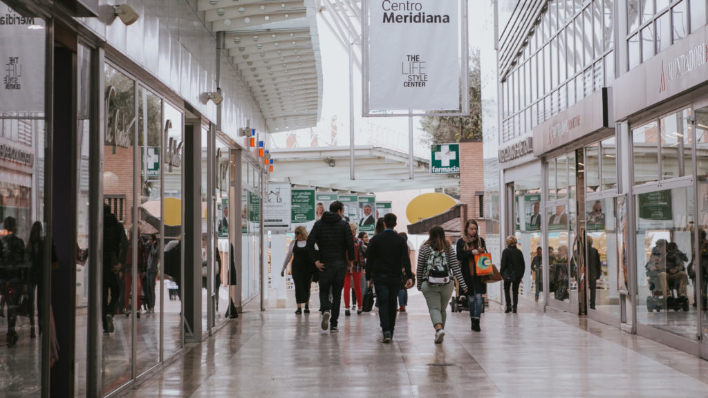 Centro Meridiana: New Life, New Style, New Graphic